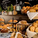 Motel One Berlin-Upper West